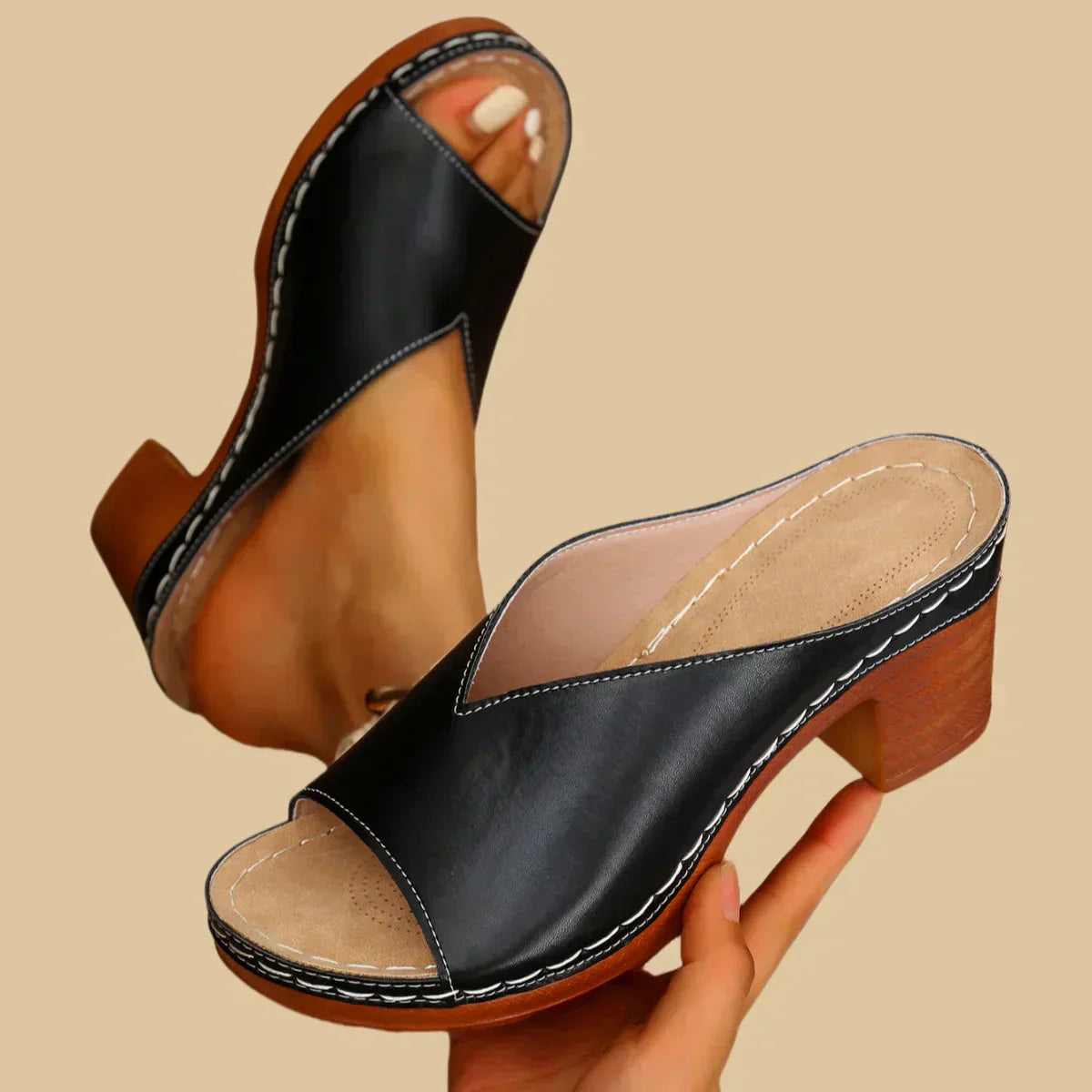 Gina | Damen Mules mit Blockabsatz und Metallic-Obermaterial