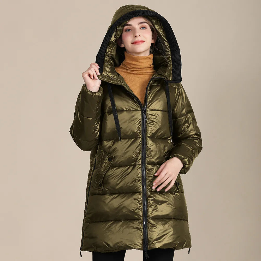 Krohn-e | Wattierte Winterjacke mit Kapuze aus glänzendem Nylon für Damen