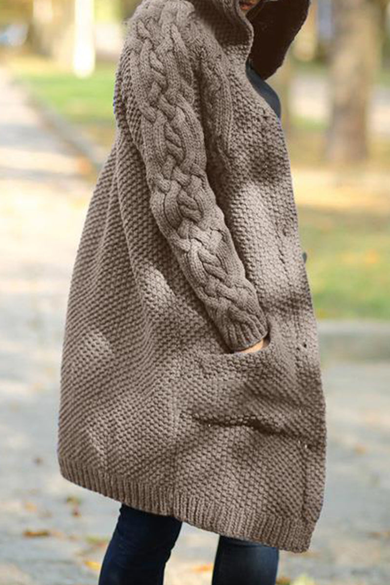 Krohn-e | Modische und Minimalistische Strickjacke