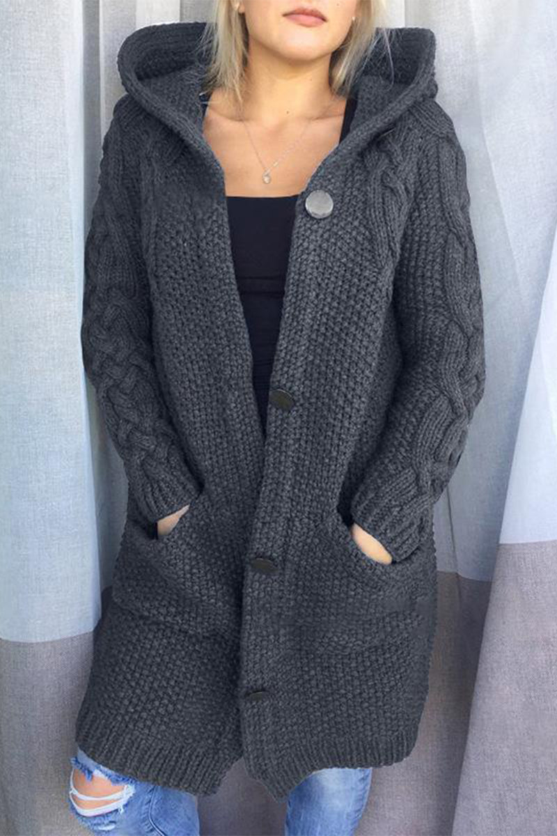 Krohn-e | Modische und Minimalistische Strickjacke