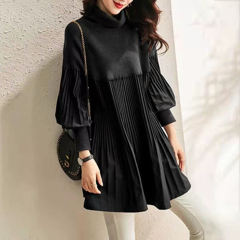 Oversized, solid-color knit dress with lantern sleeves