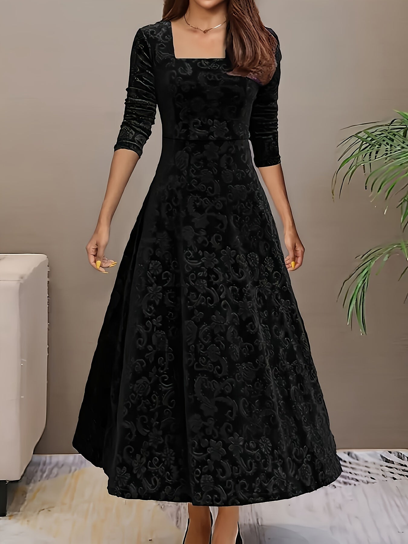 Isabella | Damen Samt Midi Kleid Florales Reliefmuster