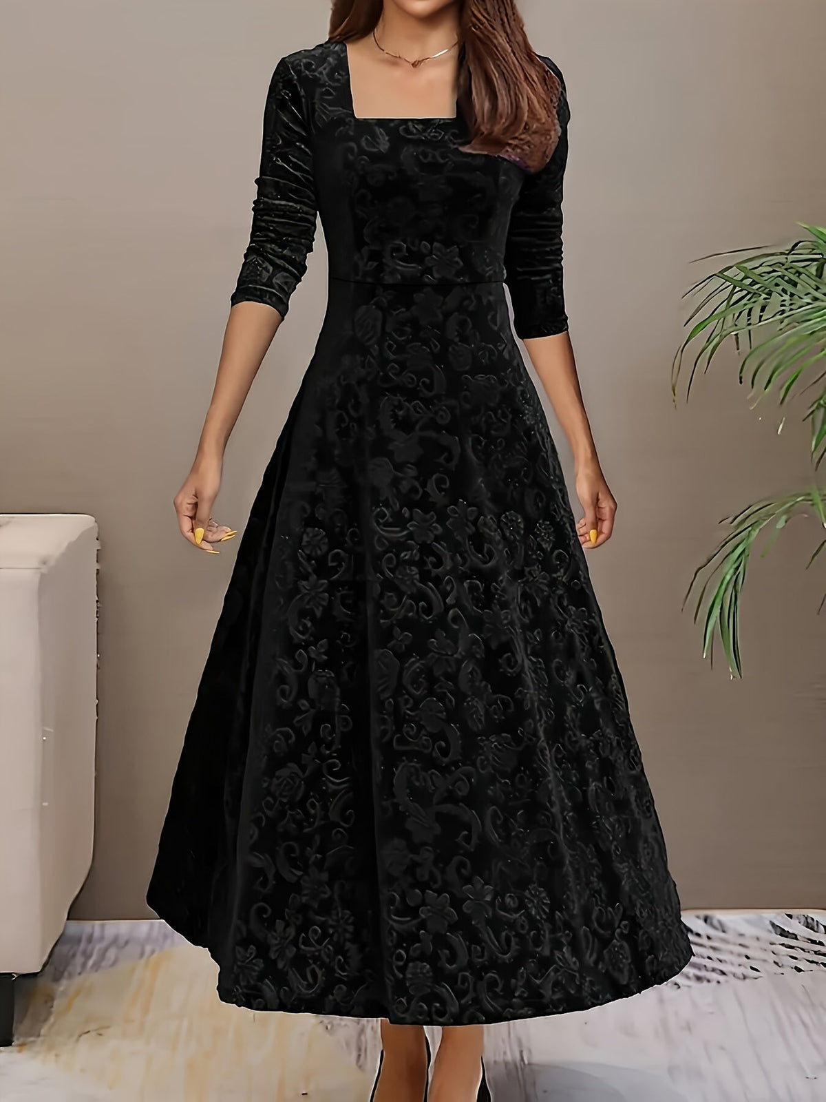 Isabella | Damen Samt Midi Kleid Florales Reliefmuster