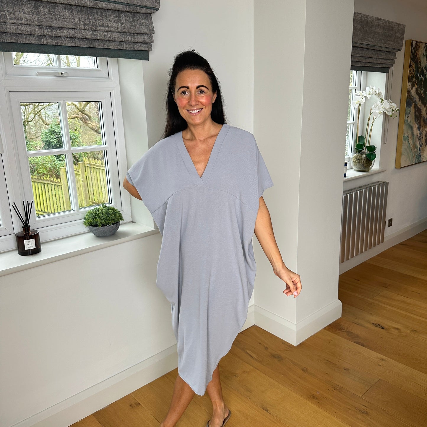 Veralice Kleid mit V-Ausschnitt