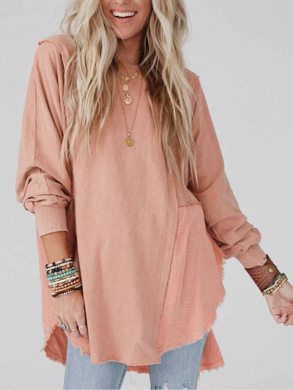 Minoek: Relaxed Fit & Natural Material