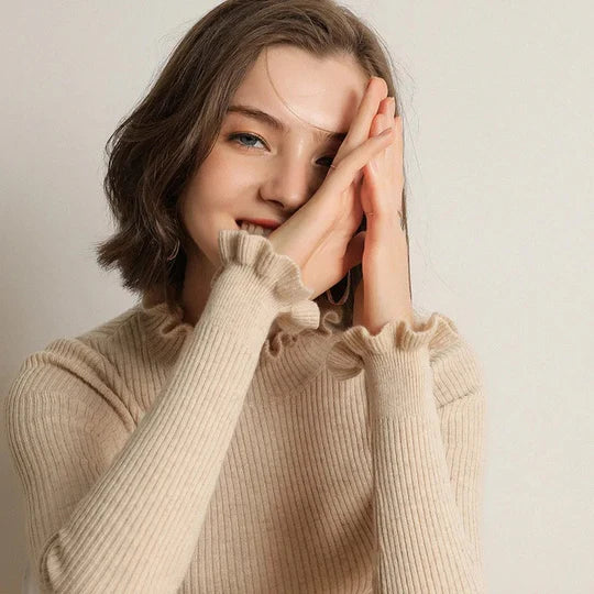 Fithia Pullover mit hohem Kragen aus Strick