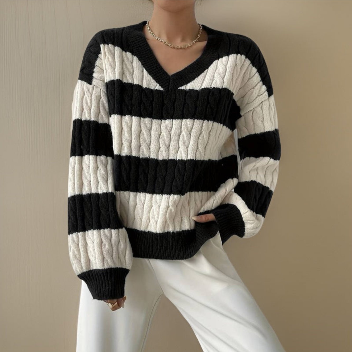 Krohn-e | Langarmpullover für Frauen Schwarz Weiß