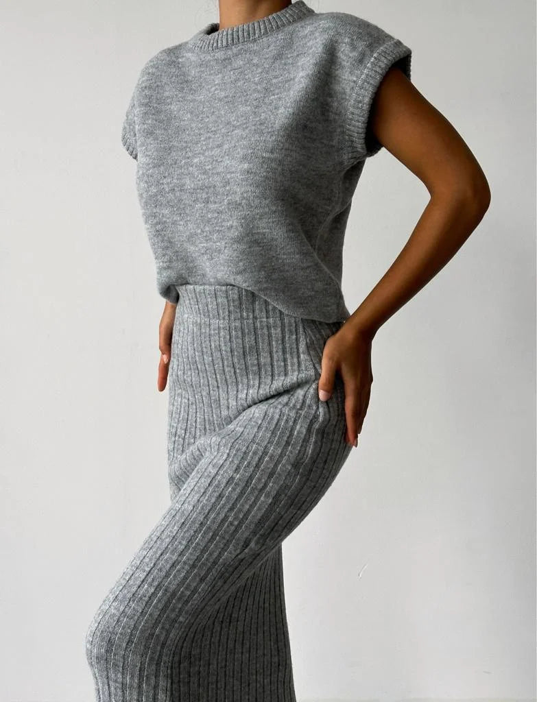 Elegant Sleeveless Set