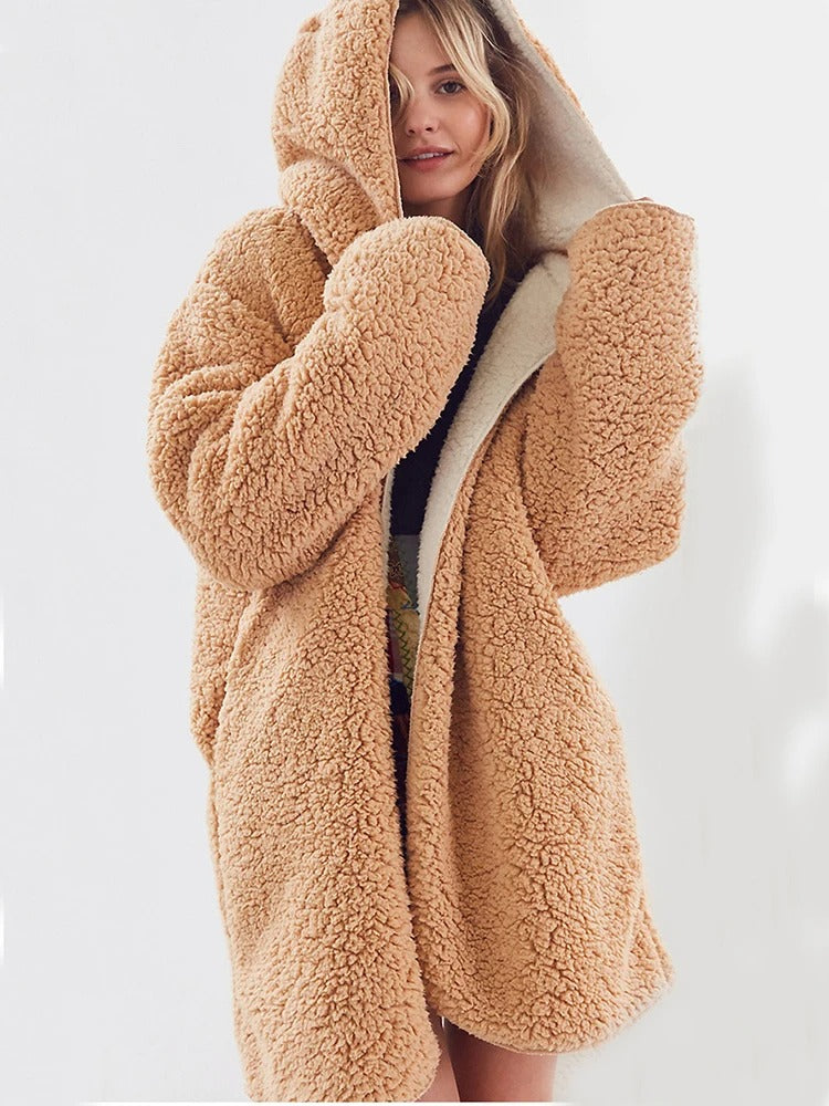 Krohn-e | Flauschiger Teddy Mantel