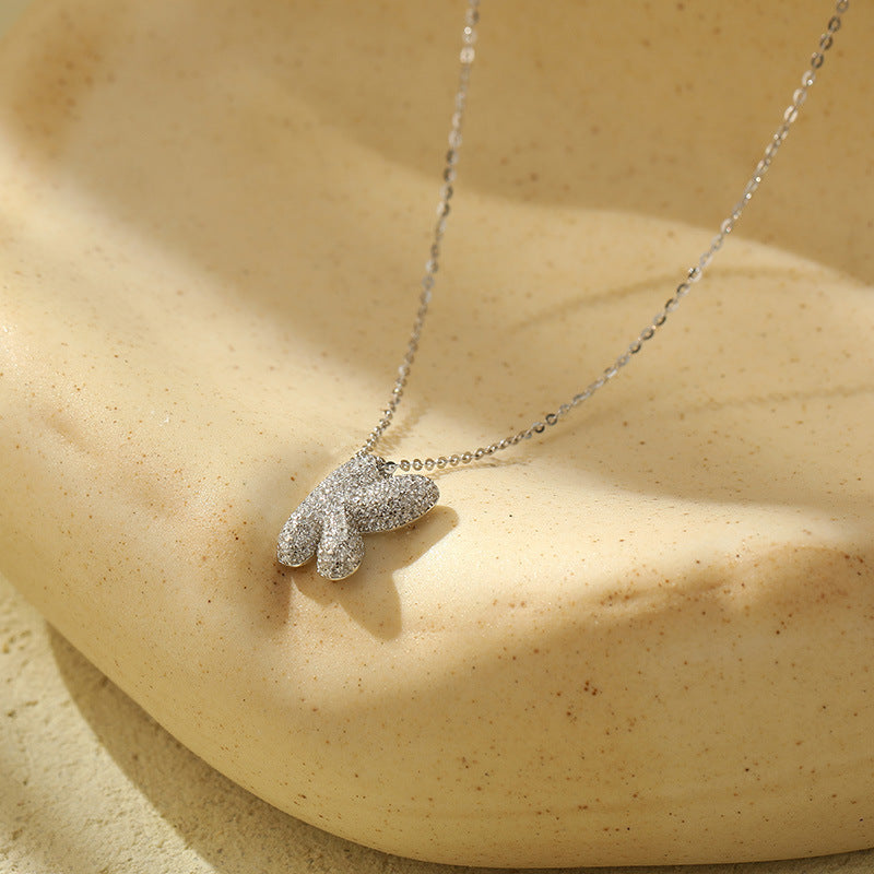 Fudus Stahl-Anhänger mit dicken Buchstaben