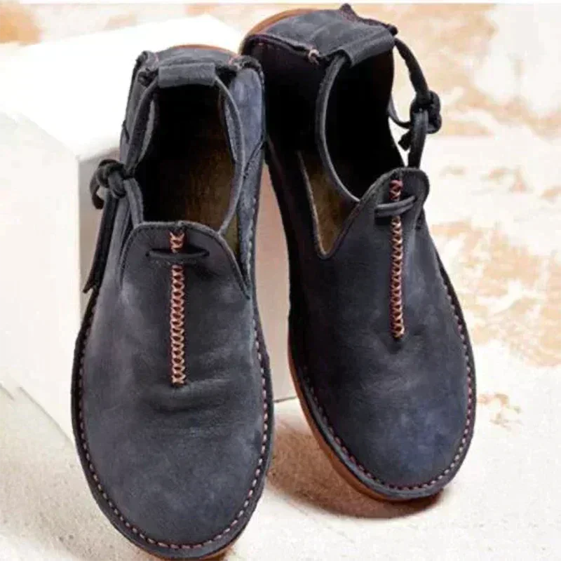 Herbstliche Lederschuhe von Lyrenis im modischen Design