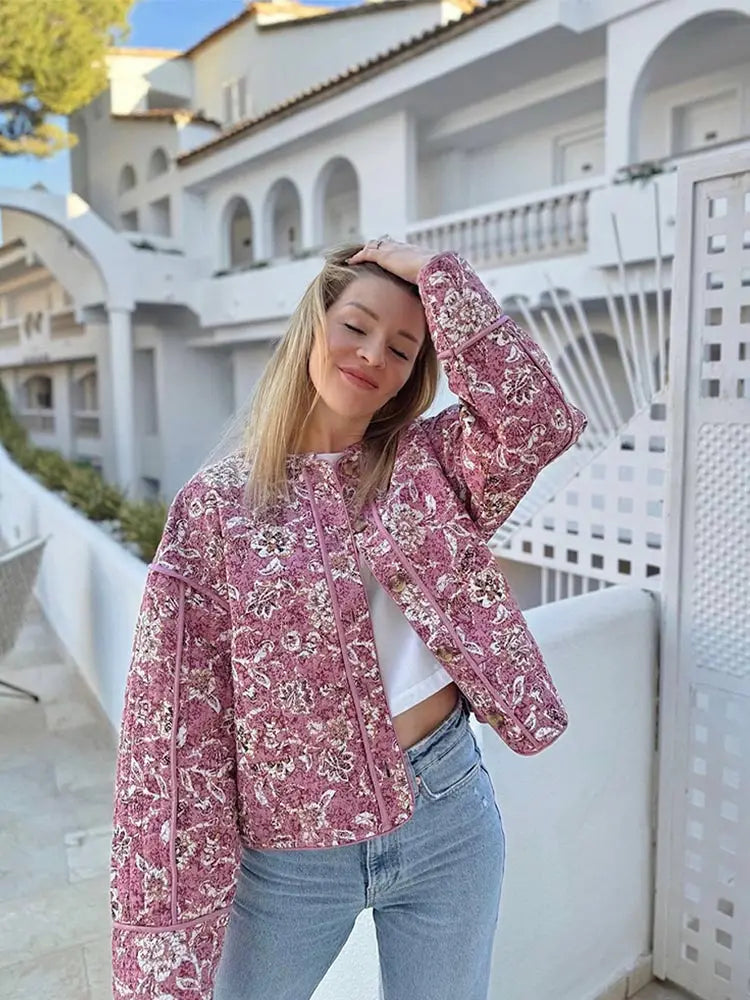 Krohn-e | Schöne Blütenjacke für Frauen
