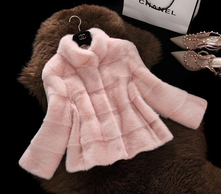 Damen Kunstpelzjacke mit modernem Schnitt und hohem Kragen Krohn-e