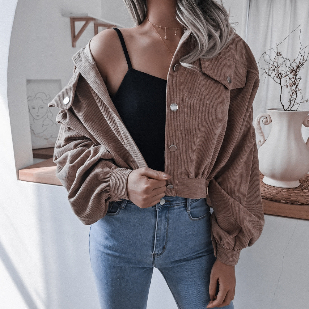 Krohn-e | Trendige Kurze Jacke Aus Cord für Frauen
