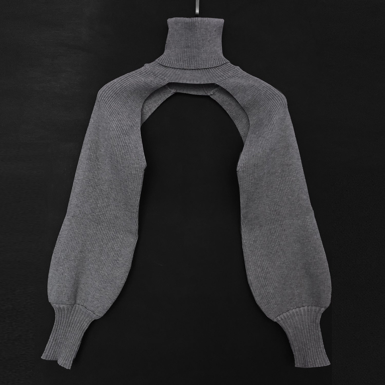 Damen Strickoberteil mit innovativem Schnitt und hohem Kragen Krohn-e