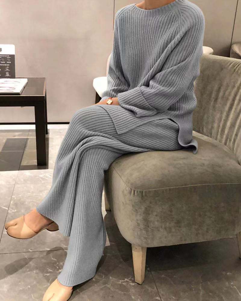 Damen gemütlicher Strickanzug im modernen Rippdesign Krohn-e