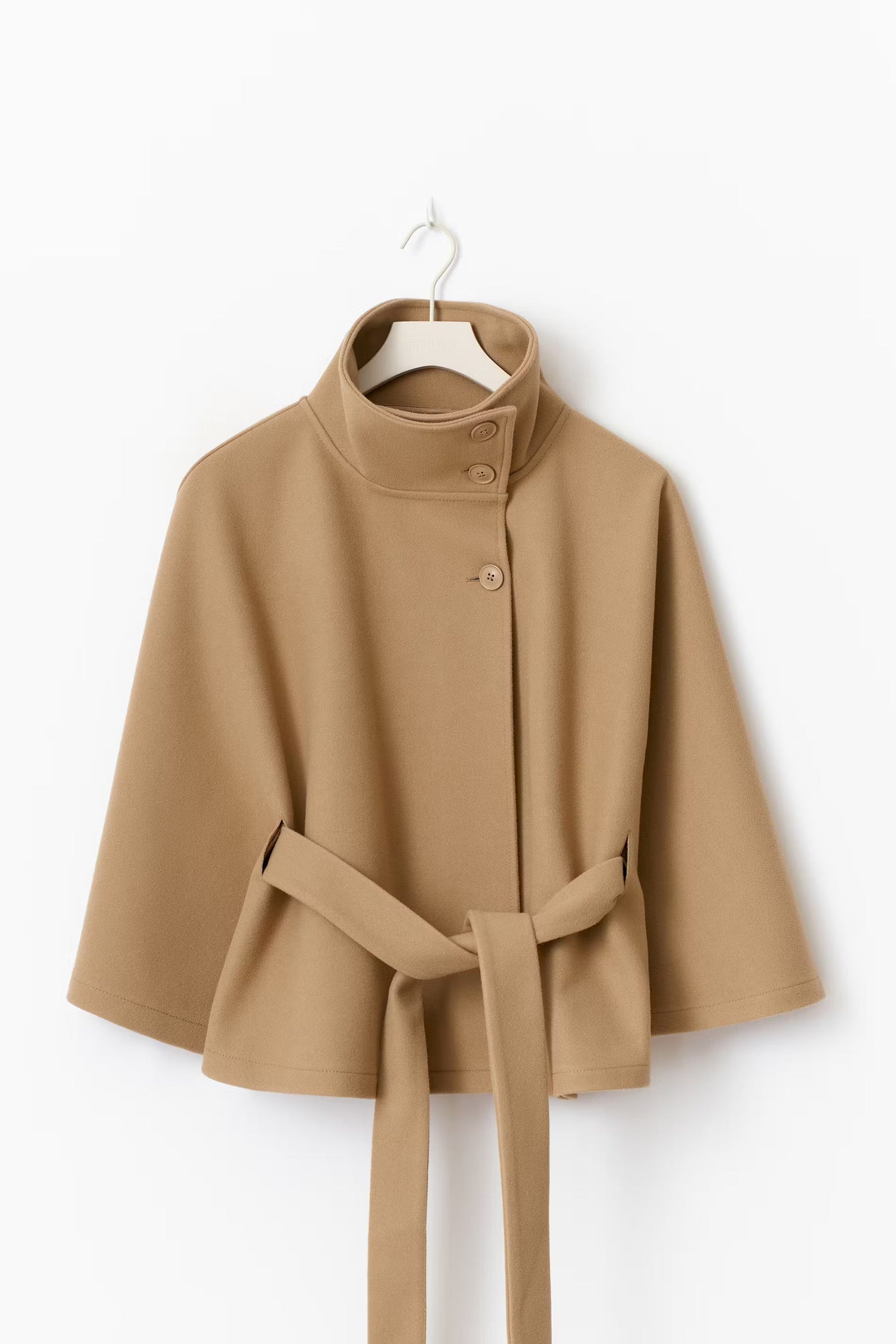 Krohn-e | Hoher Kragen Gürtelmantel Elegante Minimalistische Oberbekleidung