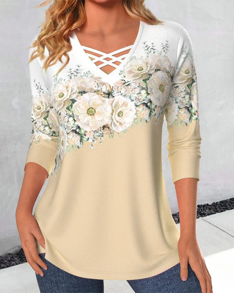 Blusen mit V-Ausschnitt und Blumenmuster