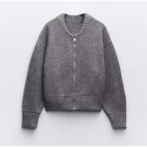 Kurzer, stylischer Damen-Pullover mit Reißverschluss von Fudus