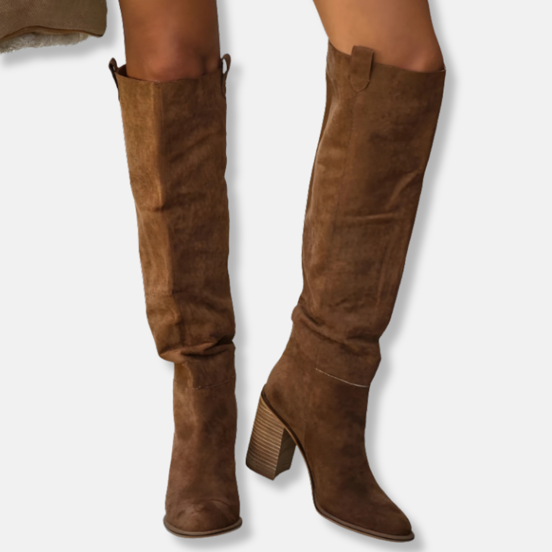 Krohn-e | Knöchelhohe Stiefel - Wildlederähnliches Textil - Chunky Blockabsatz - Spitz Zulaufende Zehen