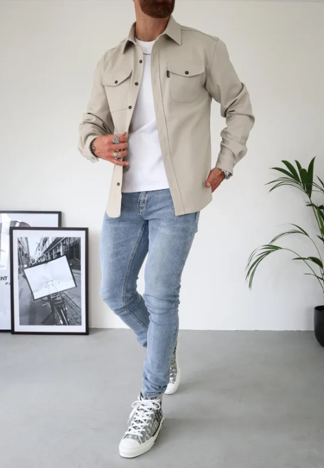 Neyla Hemdjacke mit Knöpfen
