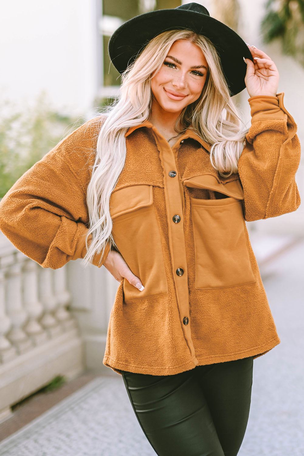 Krohn-e | Weiche Teddyjacke mit Großen Taschen Polyester Warm und Modern
