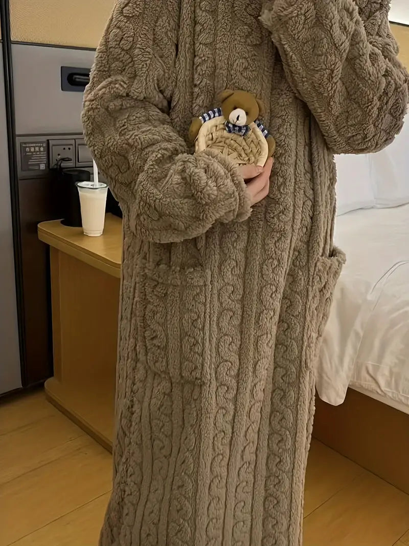 Grete – Kuscheliger Bademantel mit langen Ärmeln