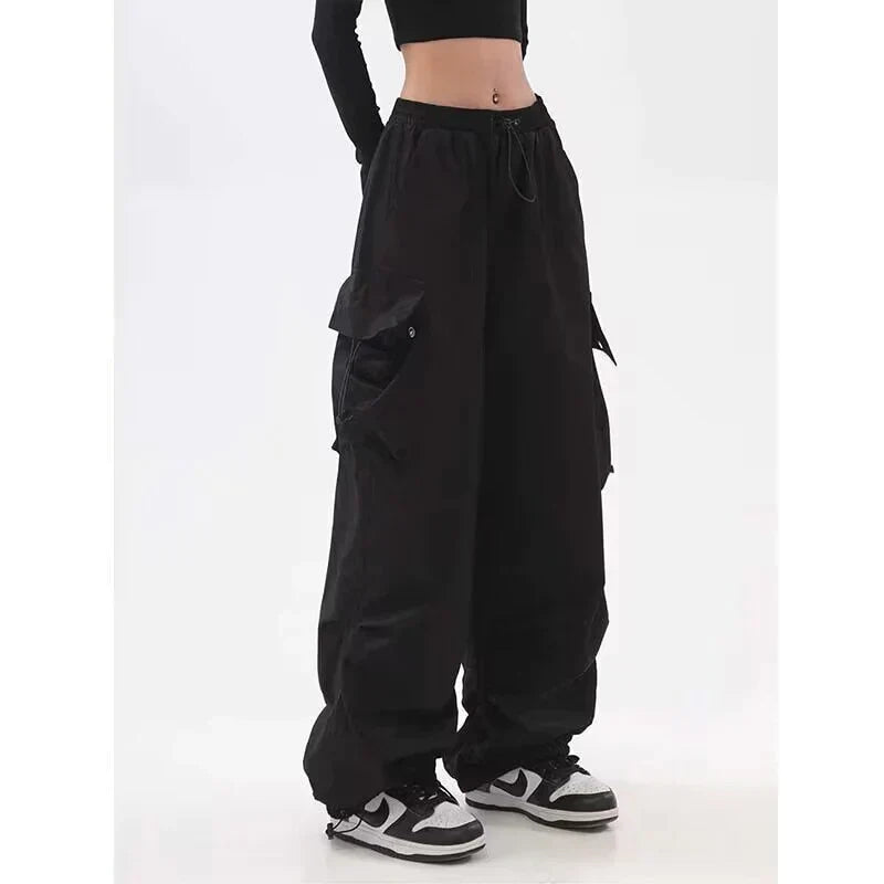 Damen Cargohose aus Rubinstoff