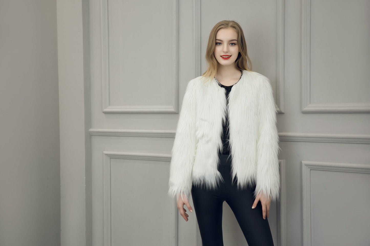 Damen Flauschige Kurzjacke mit elegantem Schnitt und weichem Fellgefühl Krohn-e
