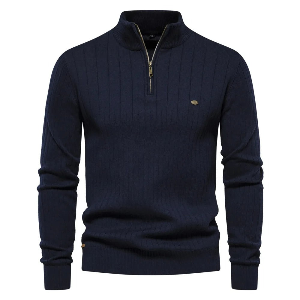 Modern gerippter Herrenpullover mit Halbzipper
