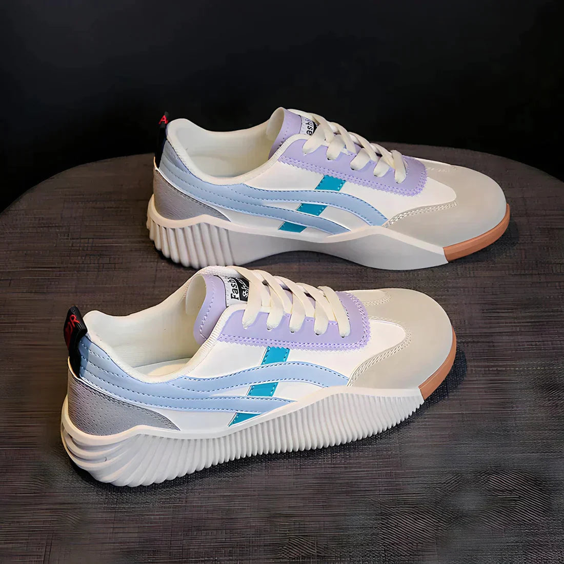 Paula ®: Äußerst bequeme Turnschuhe