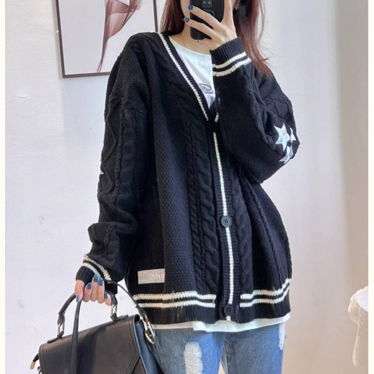 Krohn-e | Bestickter Weinlese Pullover