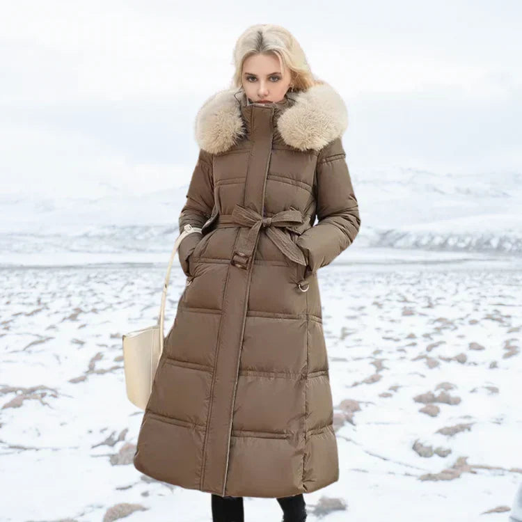 Krohn-e | Slim Fit Überknielange Jacke mit Pelzkragen und Gürtel