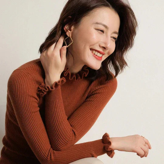 Fithia Pullover mit hohem Kragen aus Strick