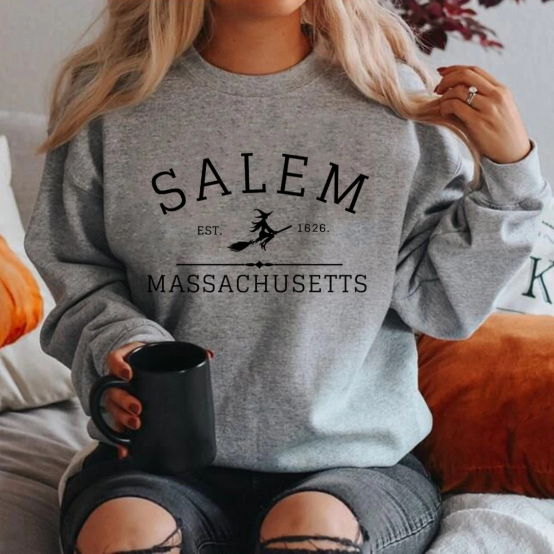 Komfortabler Grafik-Sweatshirt für Damen mit Salem-Druck