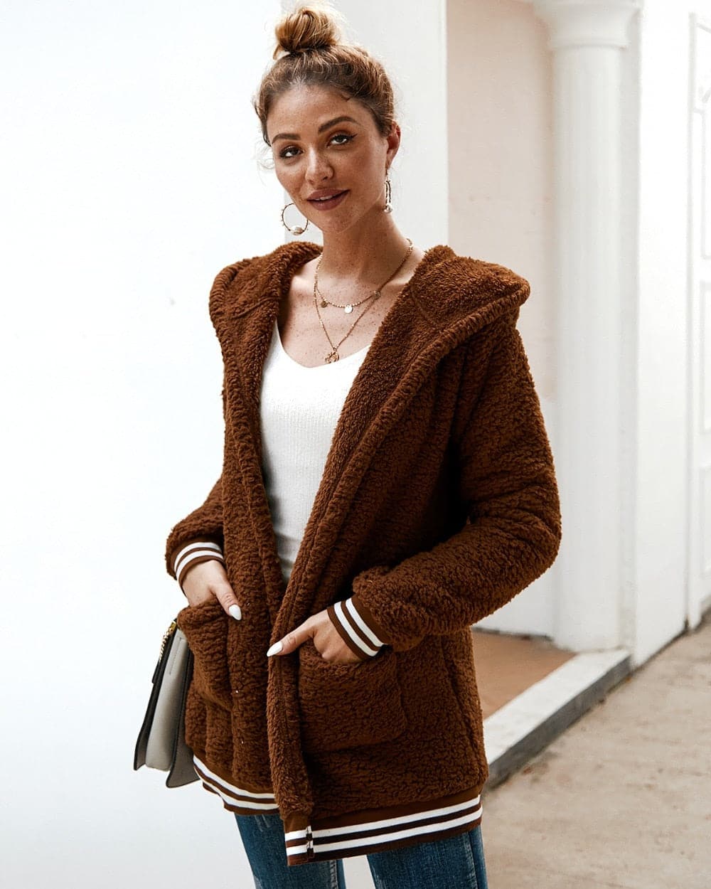 Krohn-e | Fleece Jacke - Oversized Sherpa - Kapuze und Große Taschen - Weich und Warm