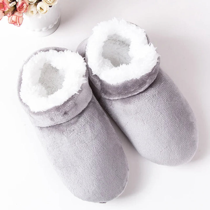 Orthopedic Slippers for Men and Women: Comfort and Safety