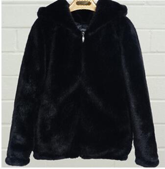 Damen Flauschige Kapuzenjacke aus Kunstfell mit hochwertigem Reißverschluss Krohn-e