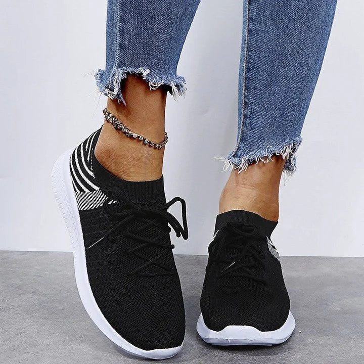 Stylische leichte Sneaker - Agna
