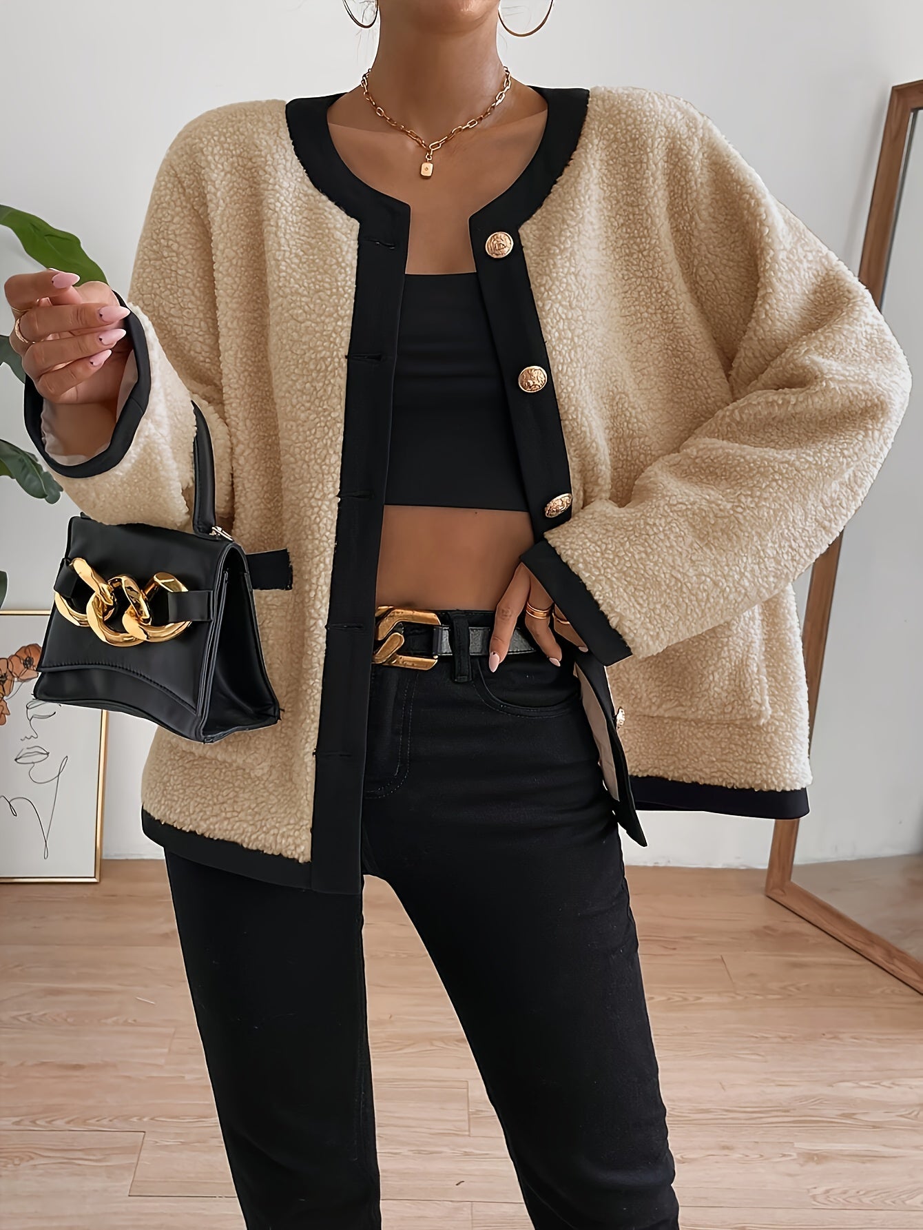 Krohn-e | Kurze Jacke mit Kontrastdetails Polyester Stilvoll und Komfortabel