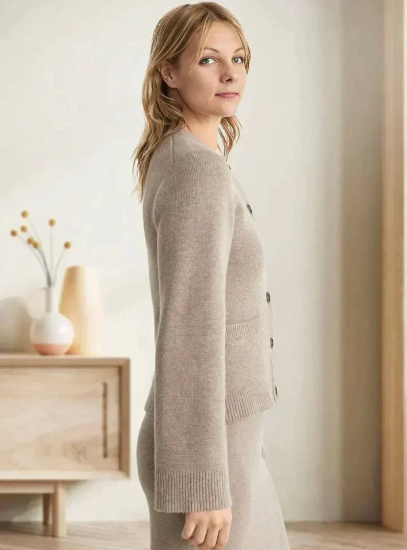 Krohn-e | Weicher Strickcardigan mit Knöpfen für Frauen