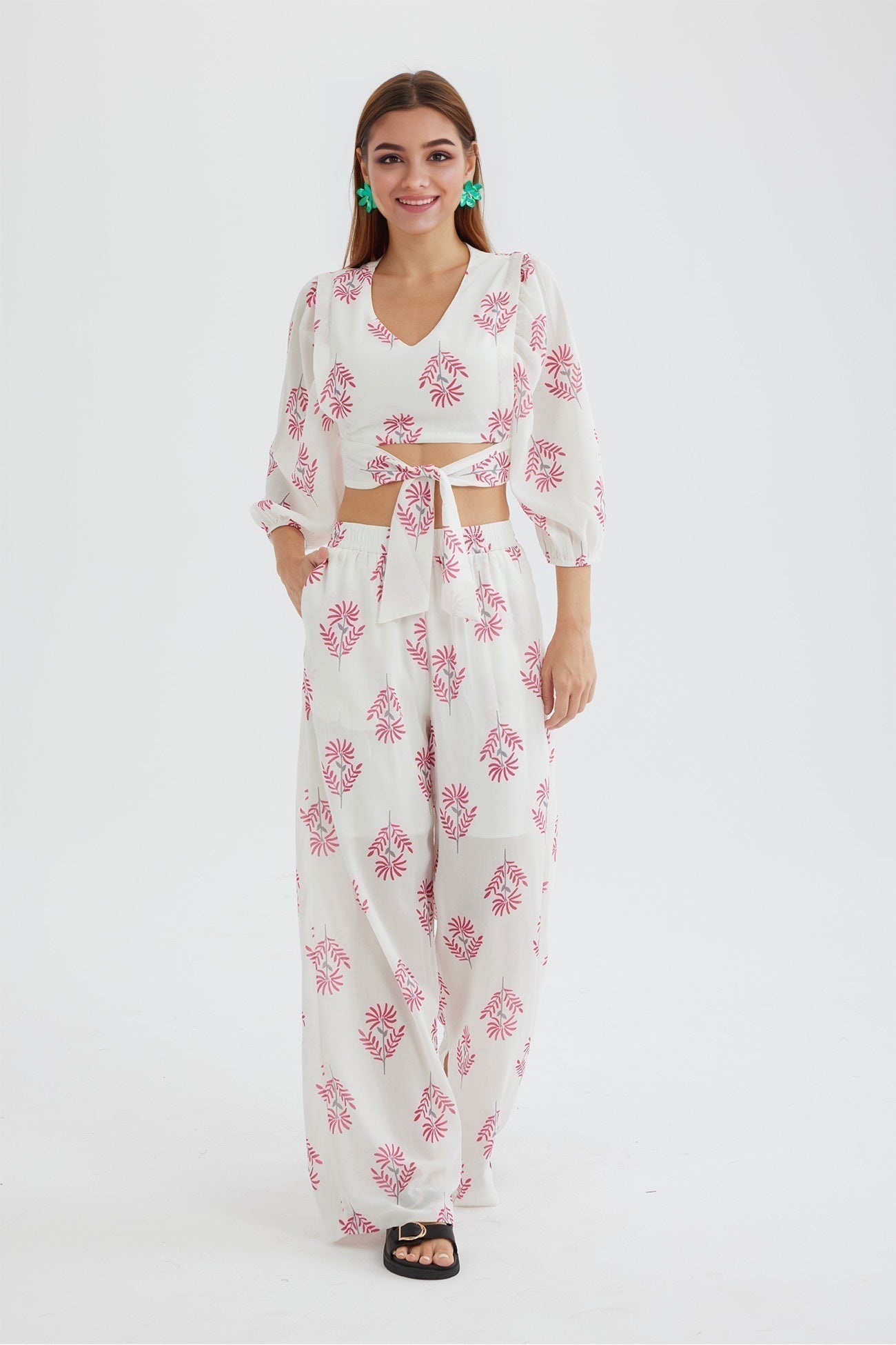 Fudus bedruckte Puffärmel-Oberteil mit Knoten vorne und langer Hose