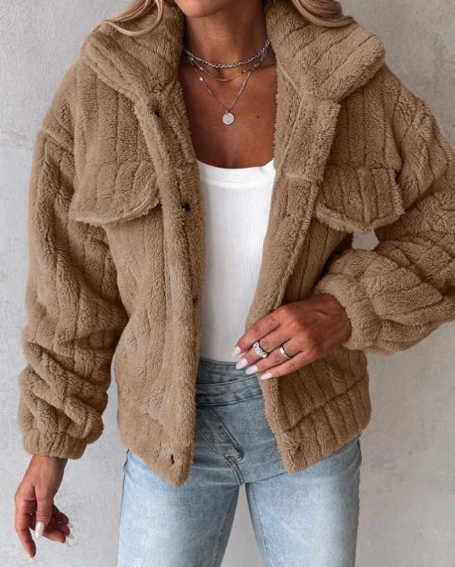 Krohn-e | Kurz Geschnittene Warme Plüschjacke für Damen