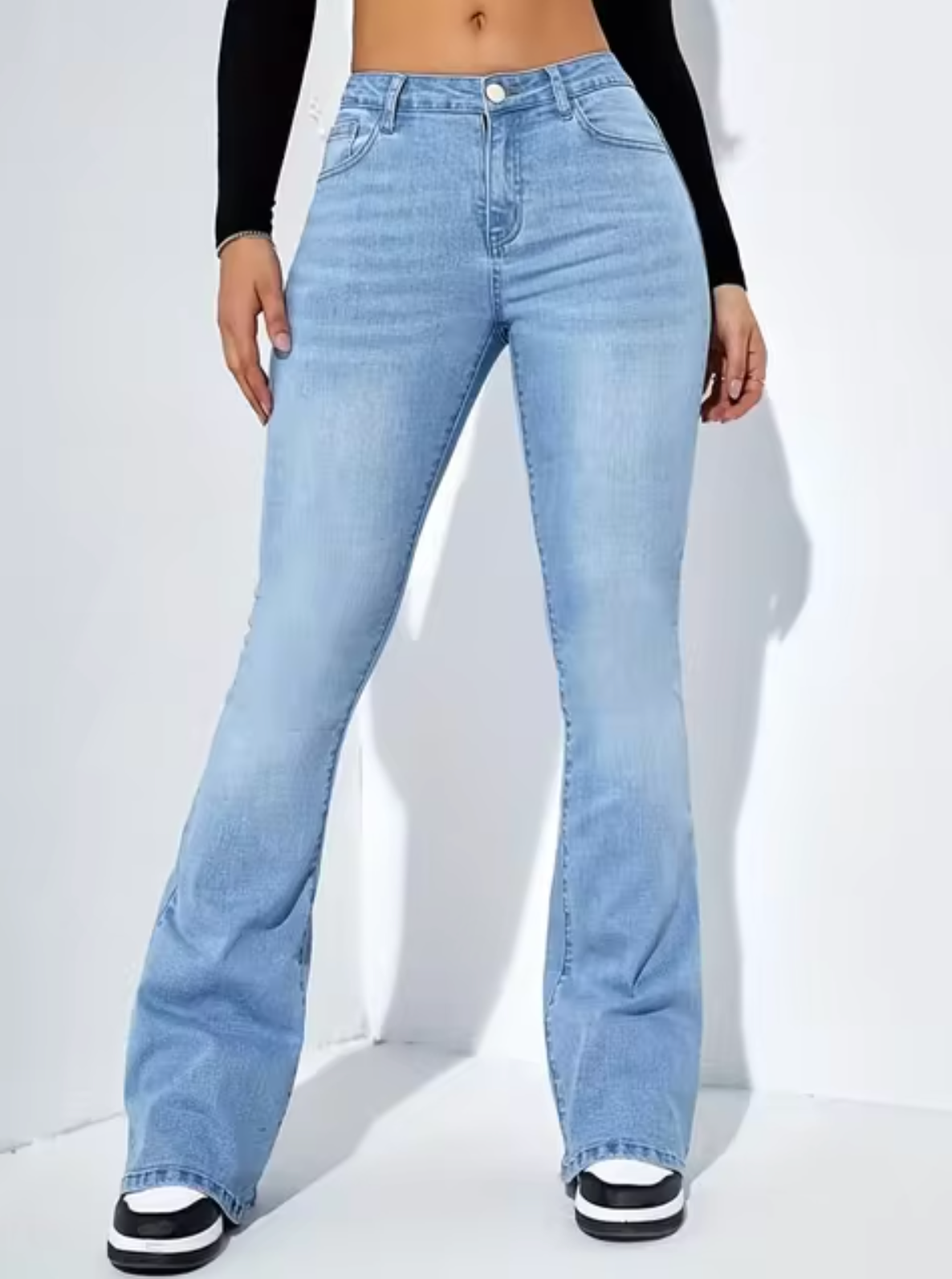 Krohn-e | Schicke High-Waist-Schlagjeans für Damen