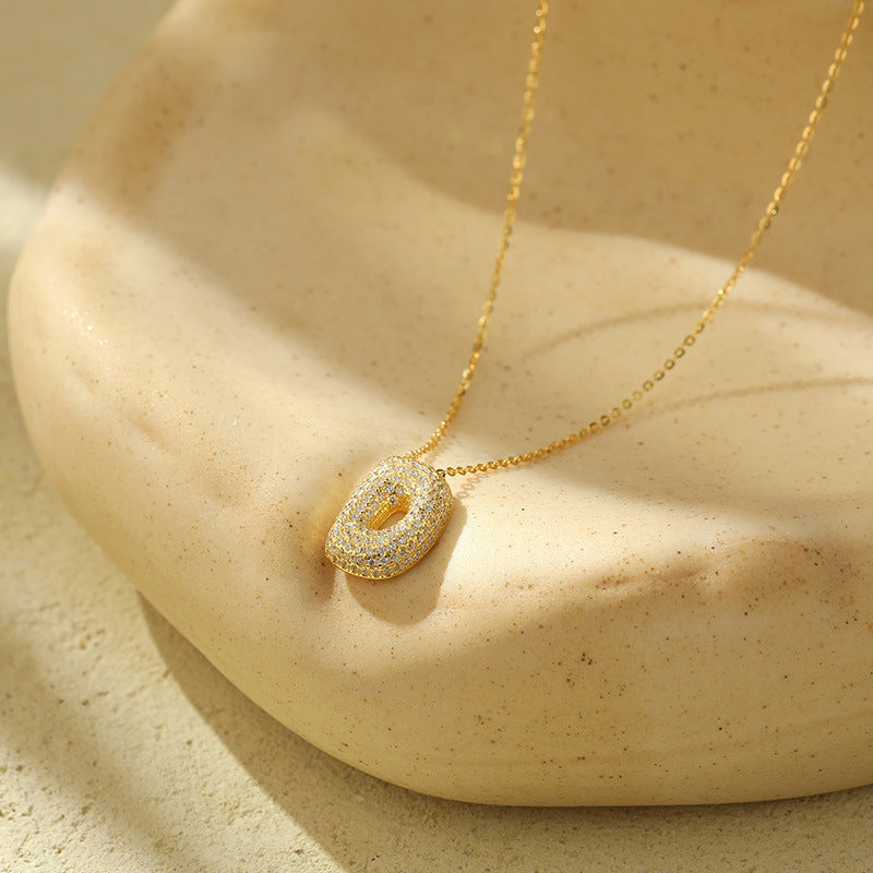 Fudus Stahl-Anhänger mit dicken Buchstaben