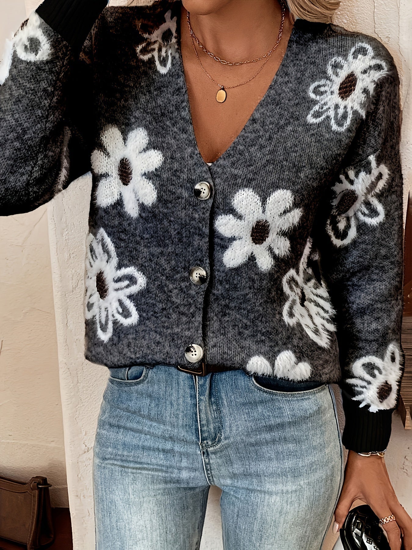 Krohn-e | Weiche Strickjacke mit Blumenmuster Acryl Wärme und Stil