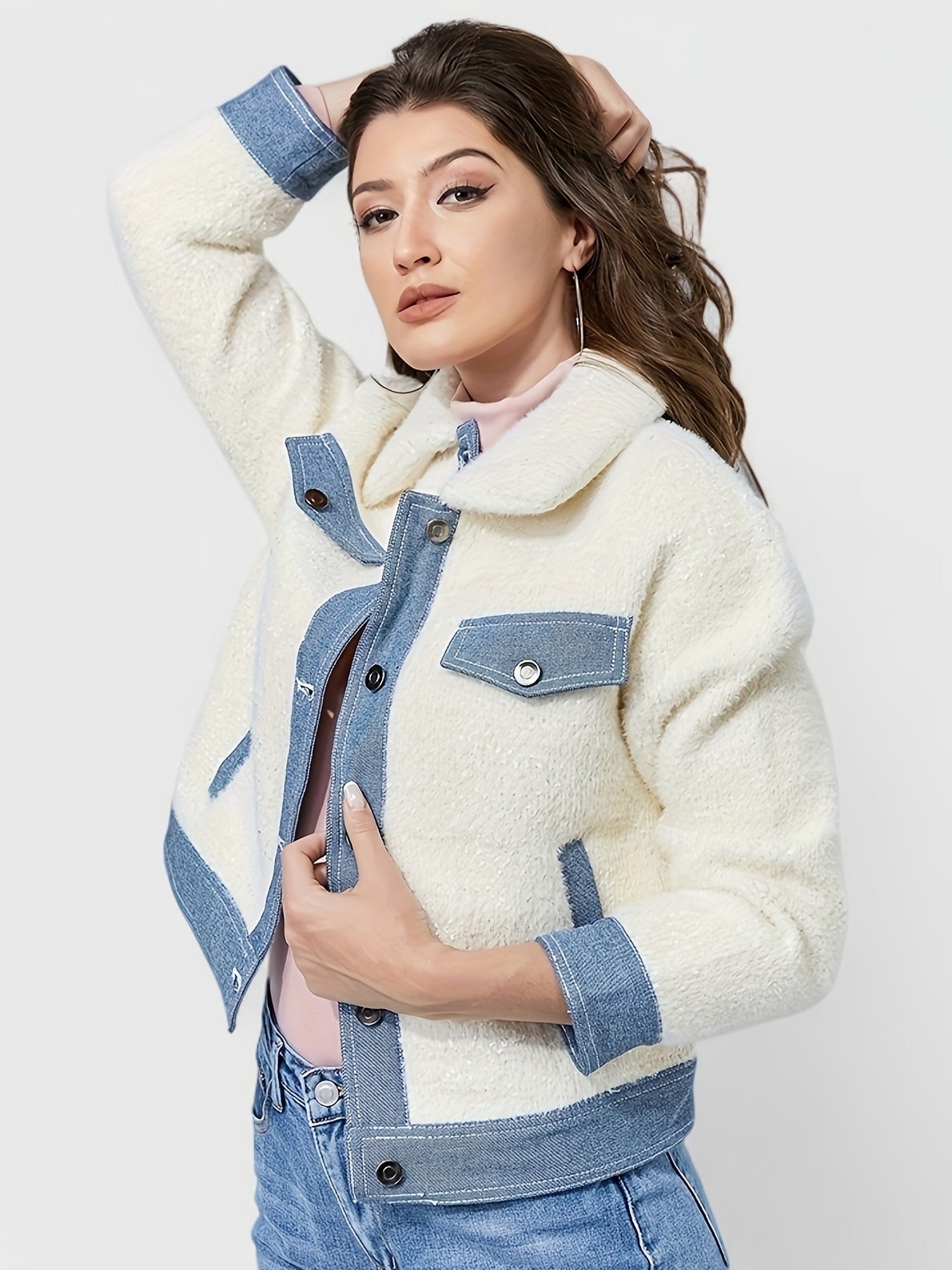 Krohn-e | Kurze Teddyjacke mit Denimdetails Polyester und Baumwolle Trendy und Komfortabel