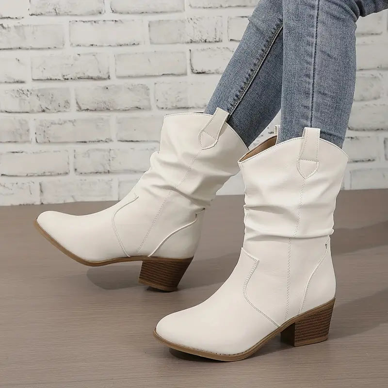 Umarme deine innere Cowgirl mit Ylva – stilvoller Komfort.