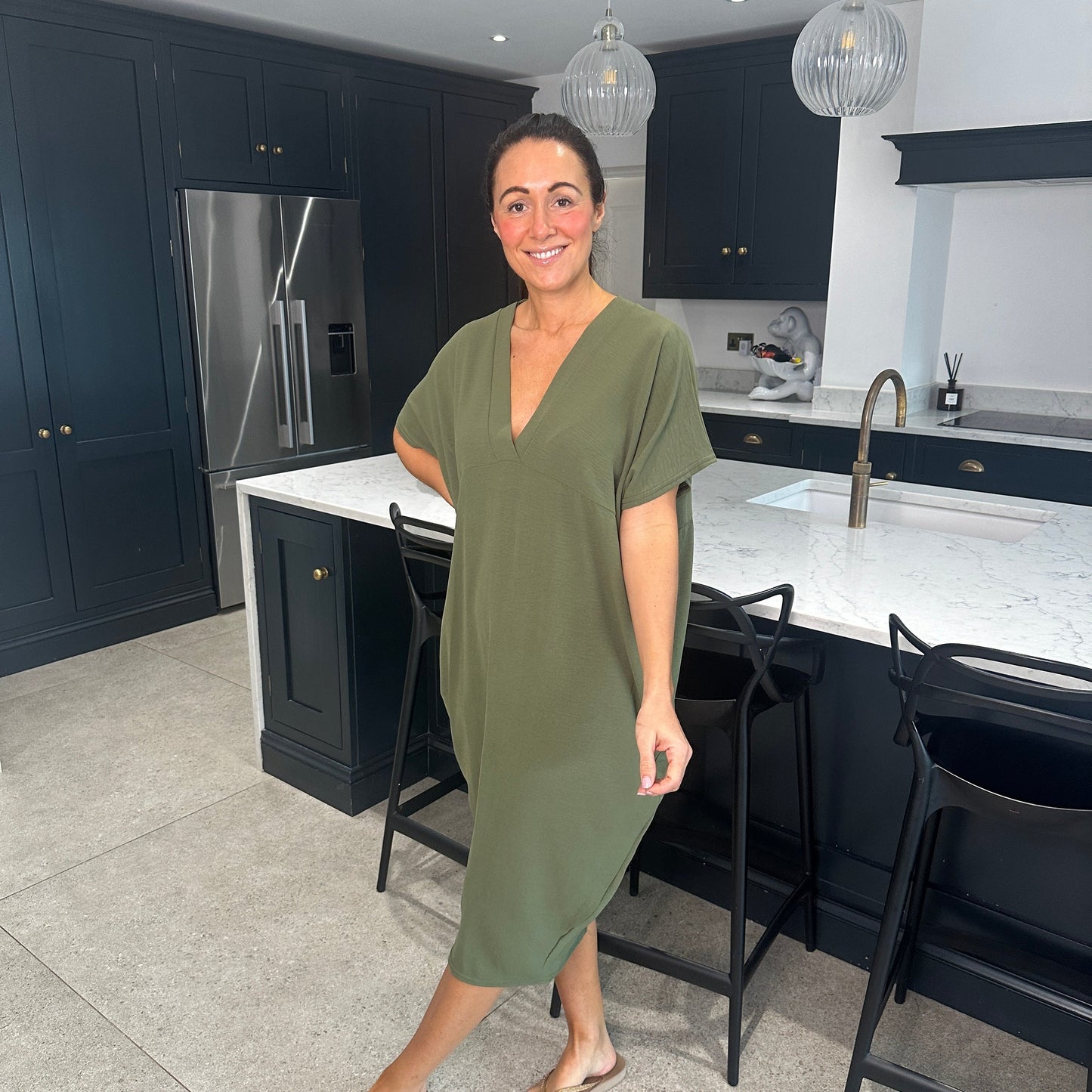 Veralice Kleid mit V-Ausschnitt