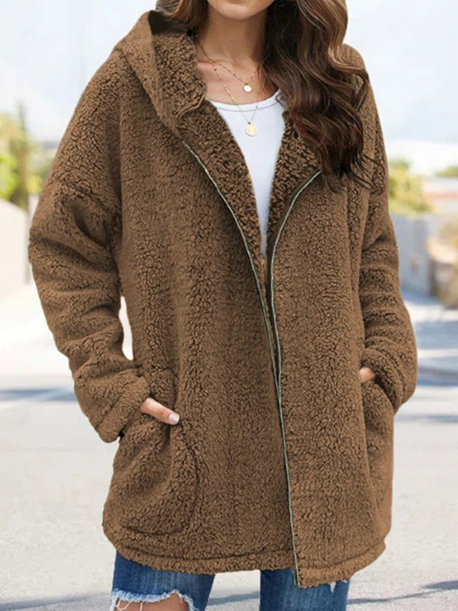Olivegrüne Damen Teddyjacke mit Reißverschluss von Leyalora